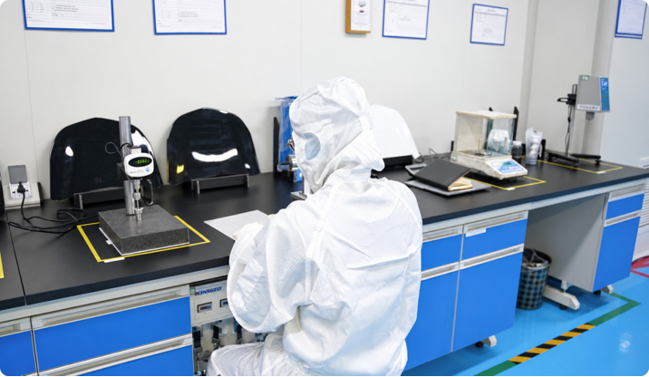 reflective-sheeting-laboratory-thickness-inspection.png