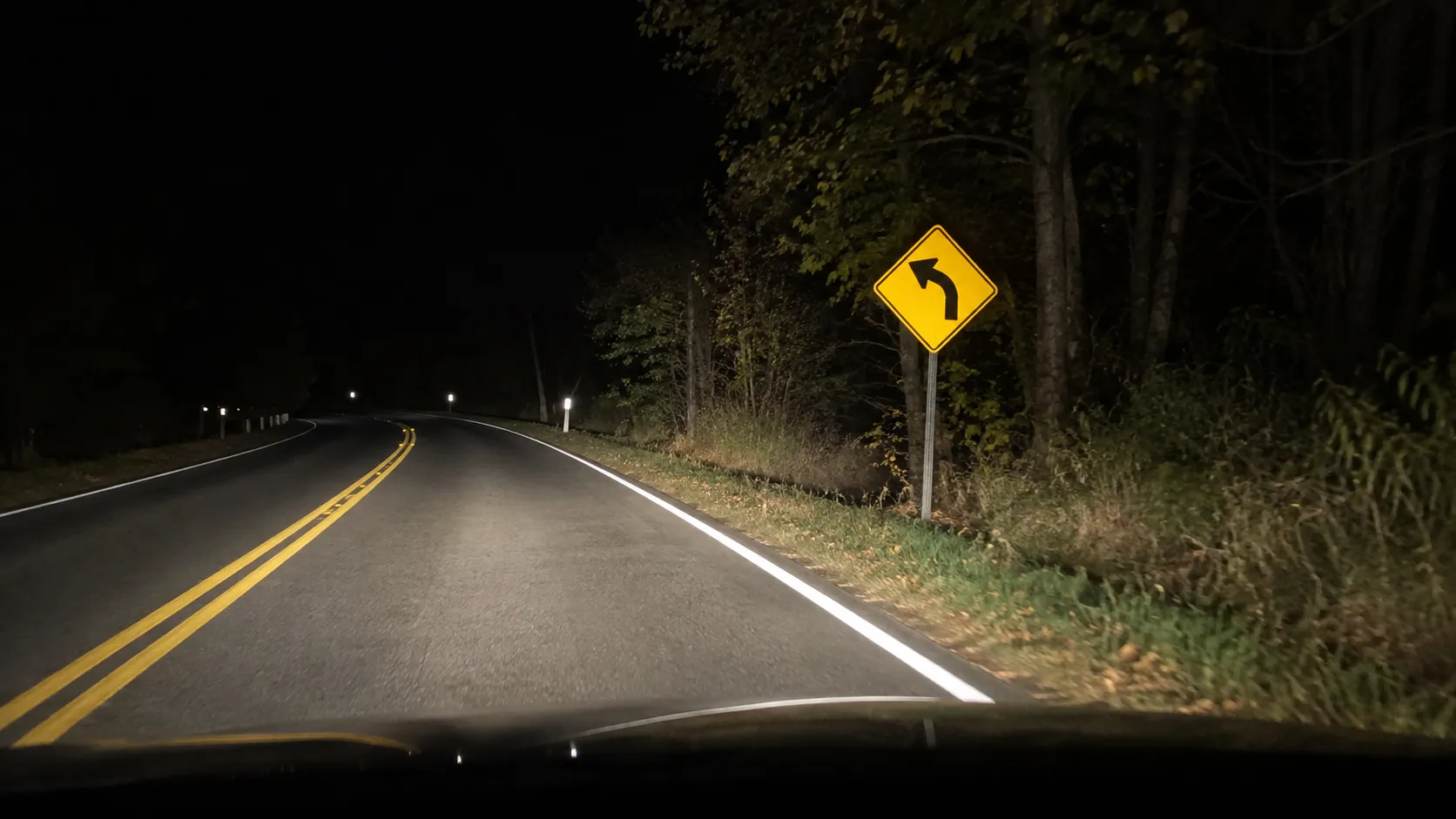 Why Does Reflective Sheeting Look Brighter From The Driver’s Seat?